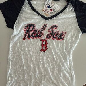 NWT Boston Red Sox Womens T Shirt Red and Black NWT SZ L